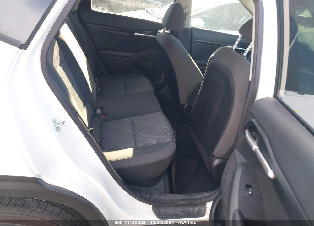 2022 KIA SELTOS LX VIN: KNDEPCAA1N7332618