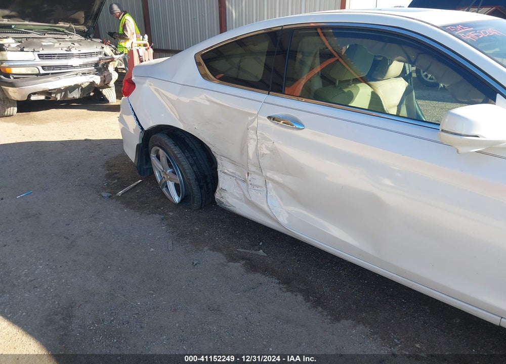 2015 HONDA ACCORD VIN: 1HGCT1B87FA015256