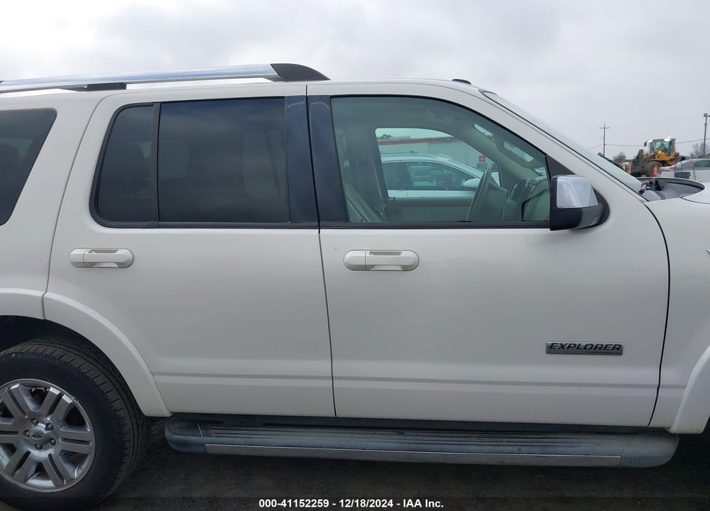 2008 FORD EXPLORER LIMITED VIN: 1FMEU75808UB22911