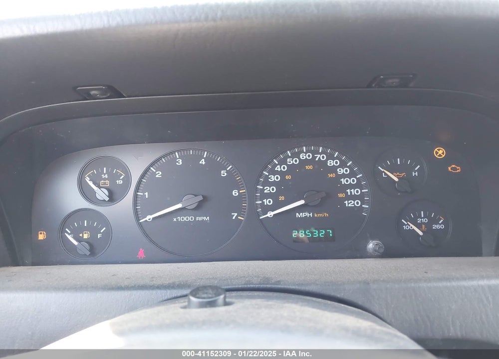 2003 JEEP GRAND CHEROKEE LAREDO VIN: 1J4GW48S73C602515