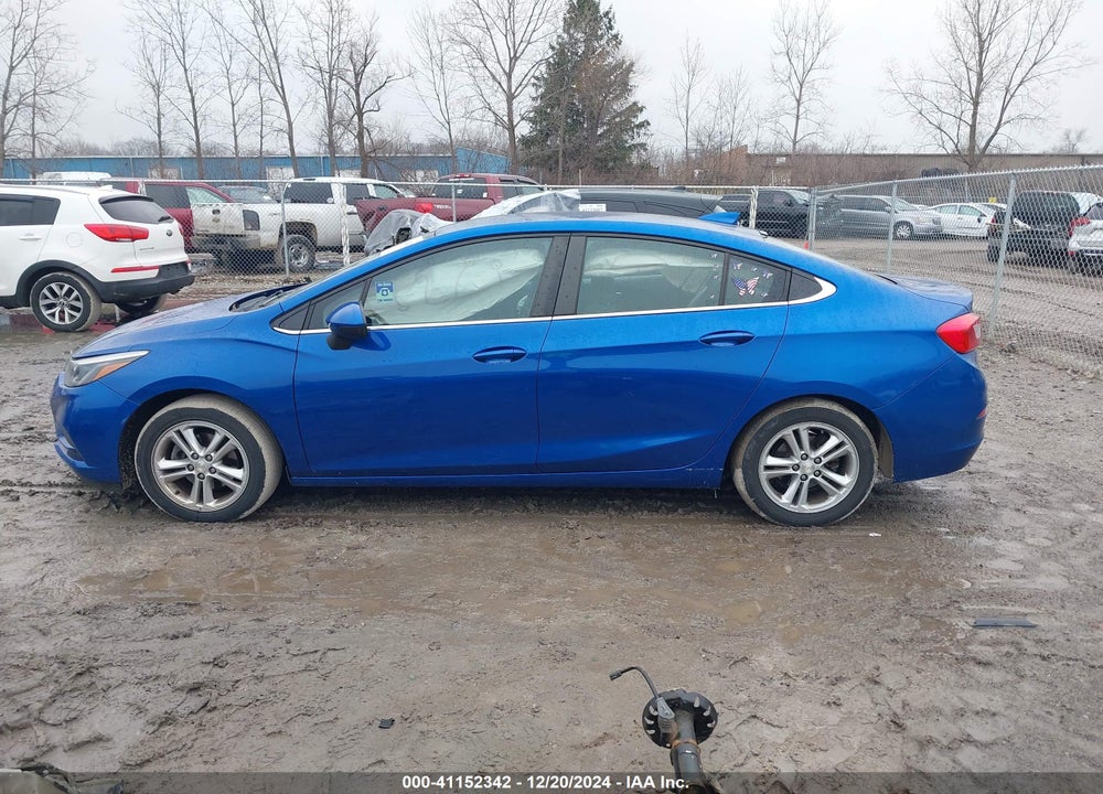 2017 CHEVROLET CRUZE LT AUTO VIN: 1G1BE5SM2H7237477