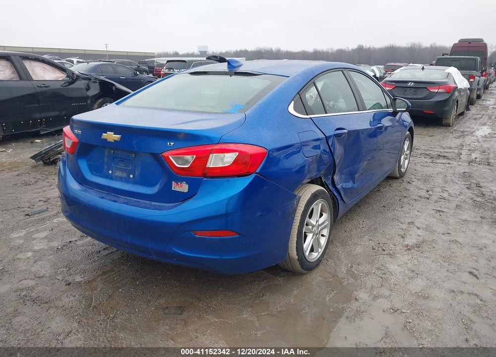 2017 CHEVROLET CRUZE LT AUTO VIN: 1G1BE5SM2H7237477