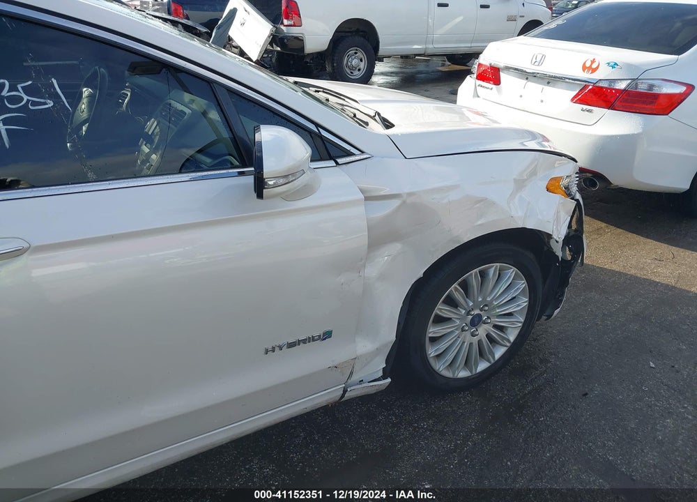 2015 FORD FUSION HYBRID SE VIN: 3FA6P0LU7FR189412