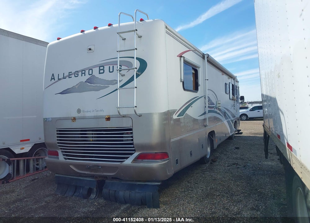 1999 FREIGHTLINER CHASSIS X LINE MOTOR HOME VIN: 4UZ6XFBC0XCB44431