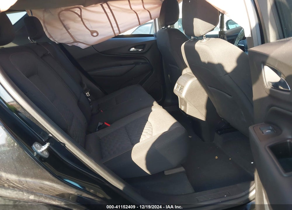 2018 CHEVROLET EQUINOX LT VIN: 2GNAXJEV9J6221655