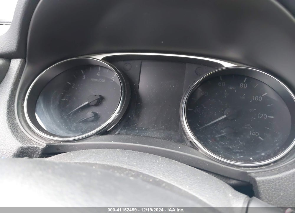 2015 NISSAN ROGUE SL VIN: 5N1AT2MV0FC785667