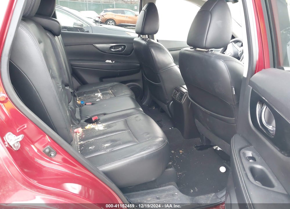 2015 NISSAN ROGUE SL VIN: 5N1AT2MV0FC785667