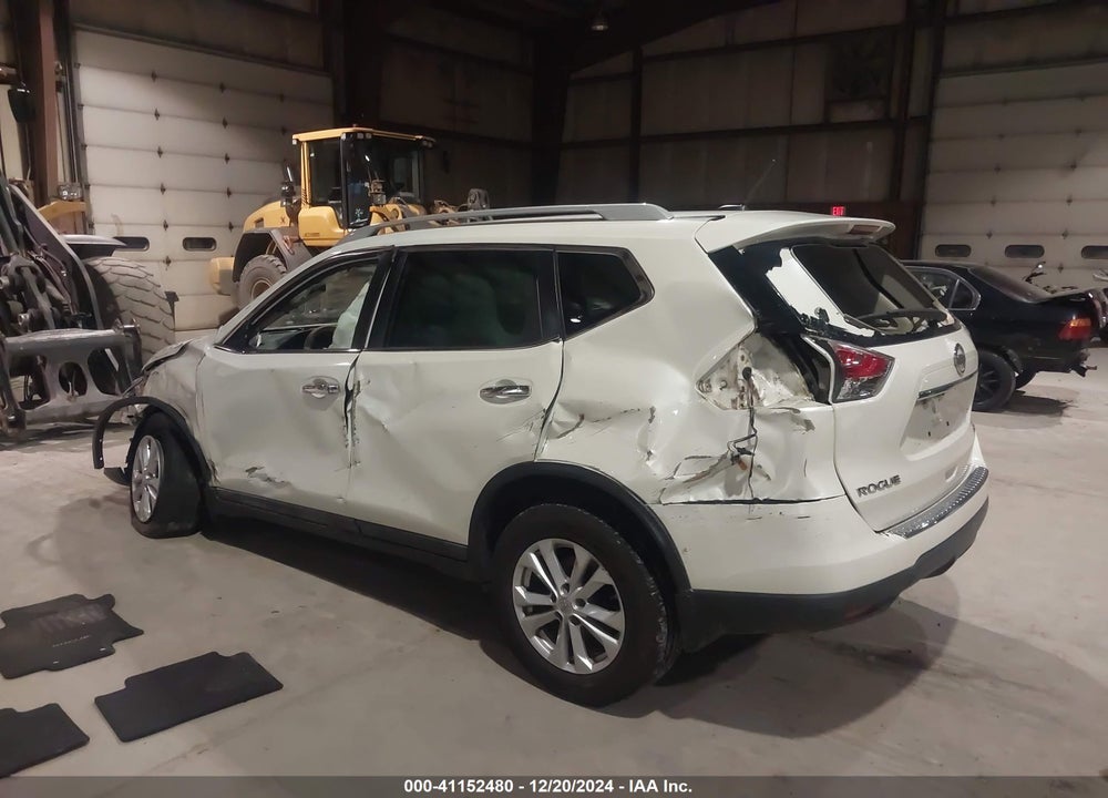 2015 NISSAN ROGUE SV VIN: 5N1AT2MV2FC812500