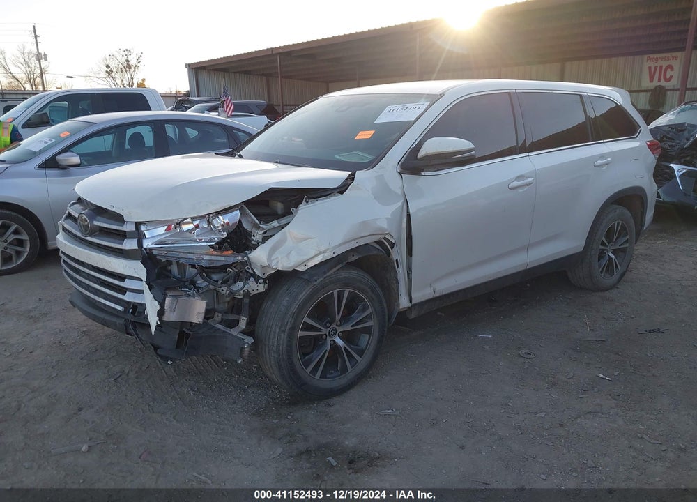 2019 TOYOTA HIGHLANDER LE VIN: 5TDZZRFH4KS313051