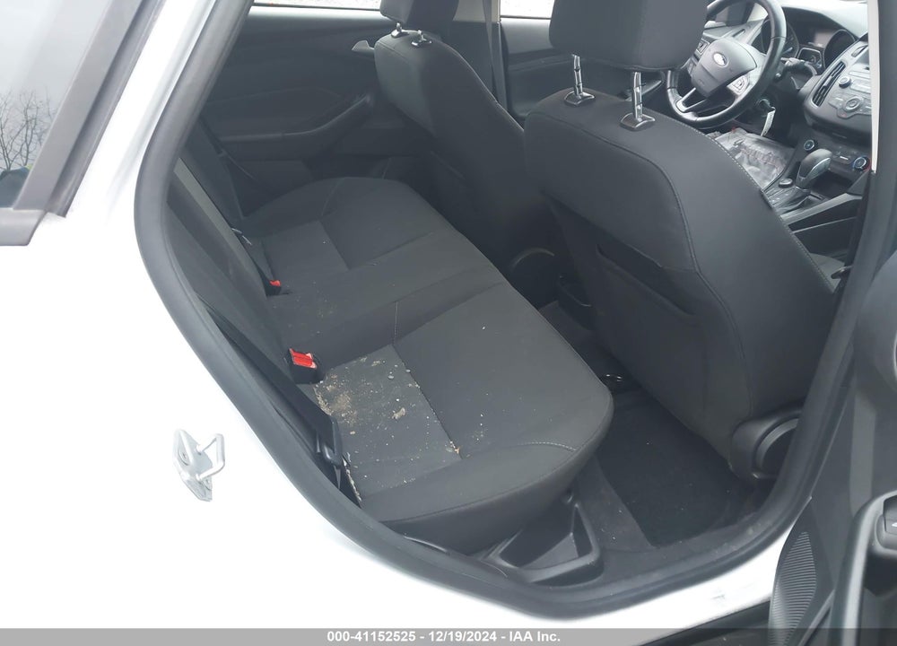 2017 FORD FOCUS SE VIN: 1FADP3F23HL339682