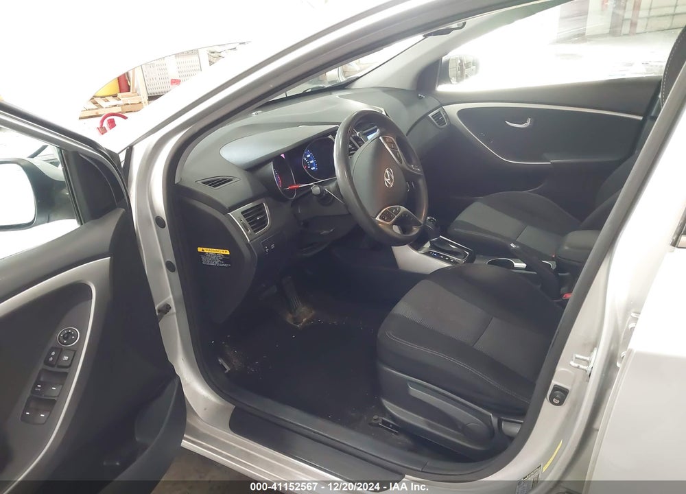 2013 HYUNDAI ELANTRA GT VIN: KMHD35LE1DU112295