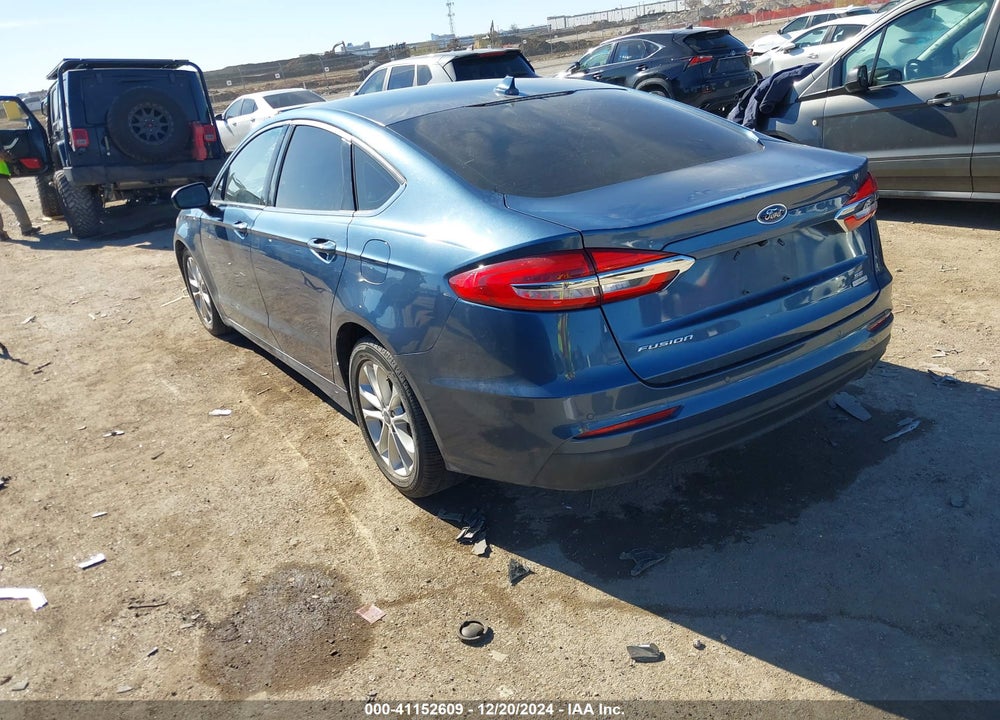 2019 FORD FUSION VIN: 3FA6P0HD4KR132121
