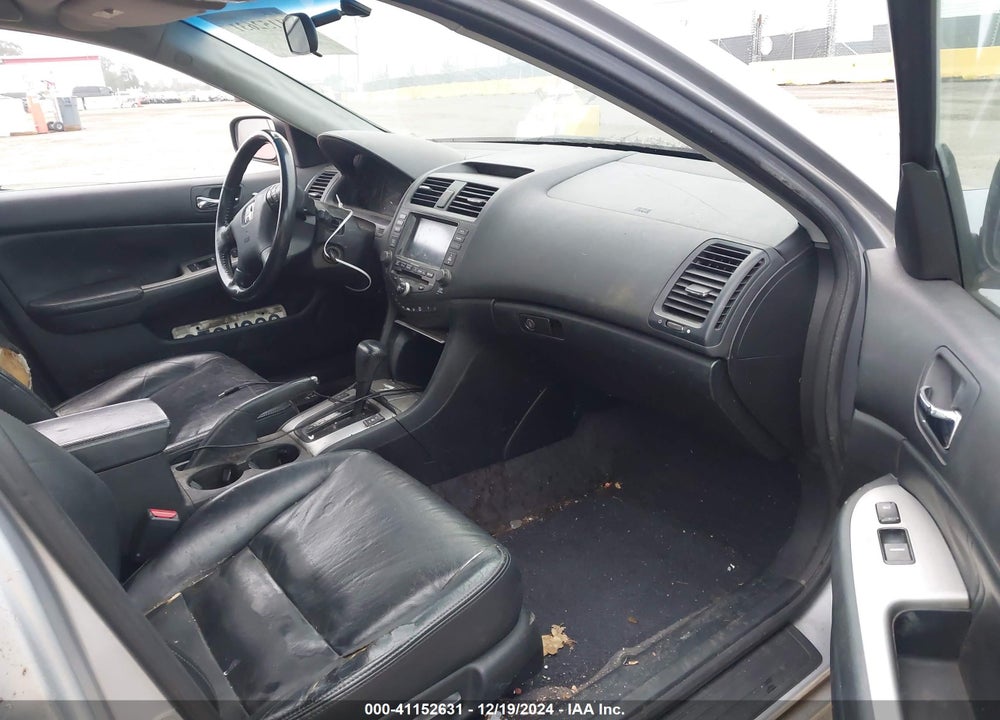 2003 HONDA ACCORD 3.0 EX VIN: 1HGCM66873A068376