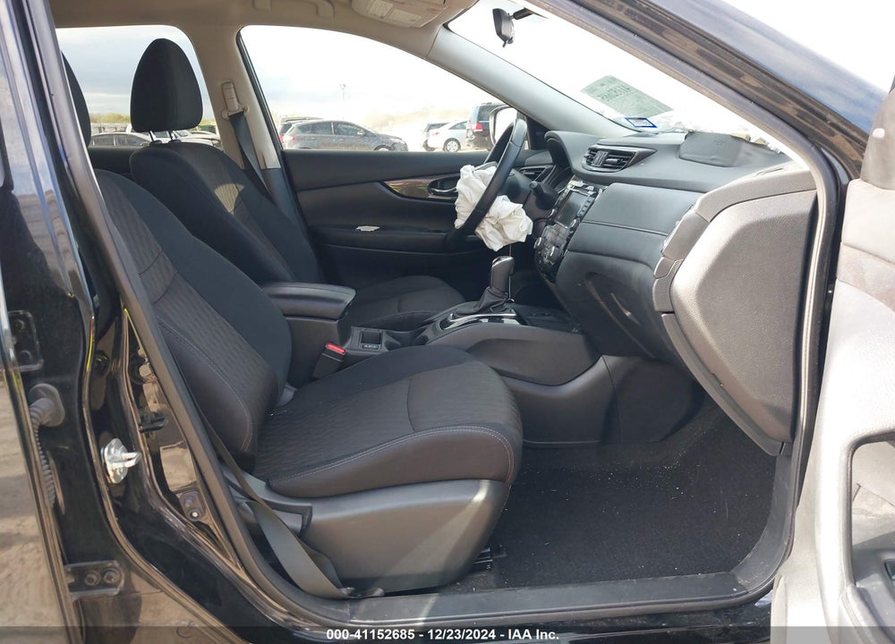 2019 NISSAN ROGUE VIN: 5N1AT2MT2KC775845