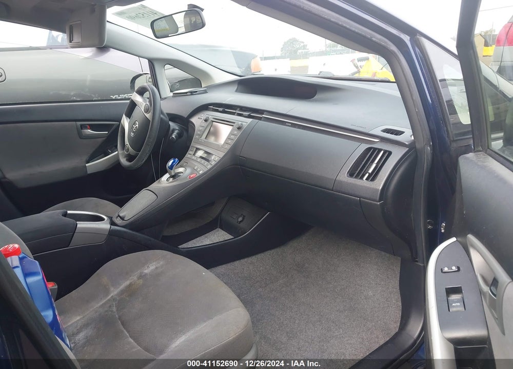 2014 TOYOTA PRIUS VIN: JTDKN3DU5E0364057