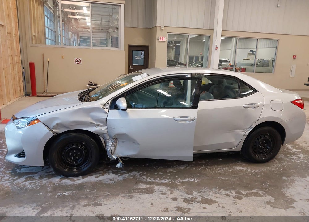 2019 TOYOTA COROLLA L VIN: 2T1BURHE3KC142675