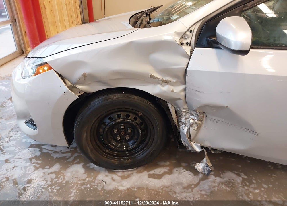 2019 TOYOTA COROLLA L VIN: 2T1BURHE3KC142675