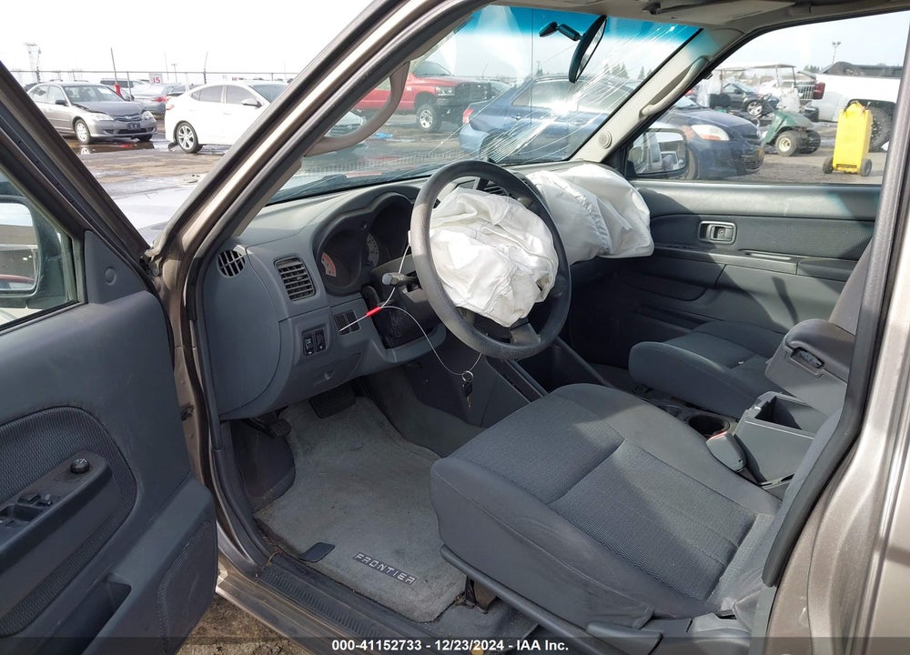 2004 NISSAN FRONTIER XE VIN: 1N6DD26T74C408502