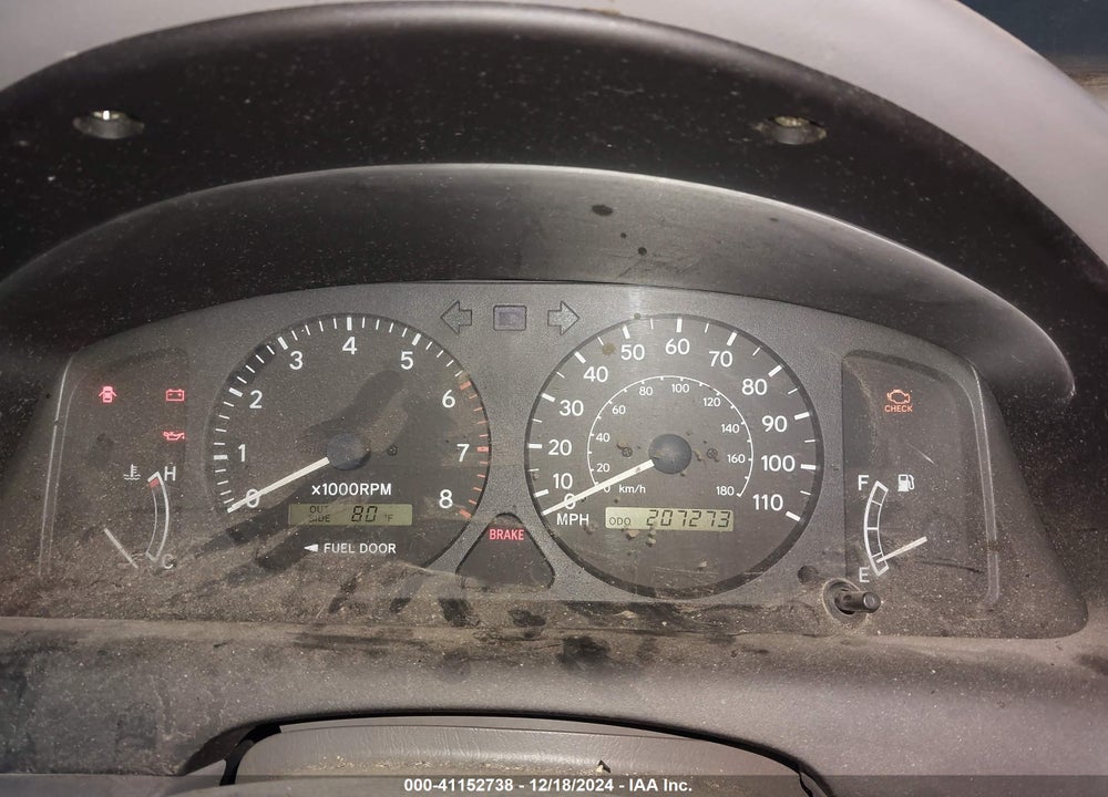 1999 TOYOTA COROLLA LE VIN: 2T1BR12E2XC117611