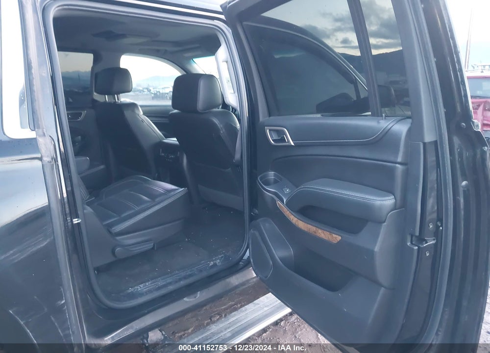 2017 GMC YUKON XL VIN: 1GKS2HKJ3HR293315