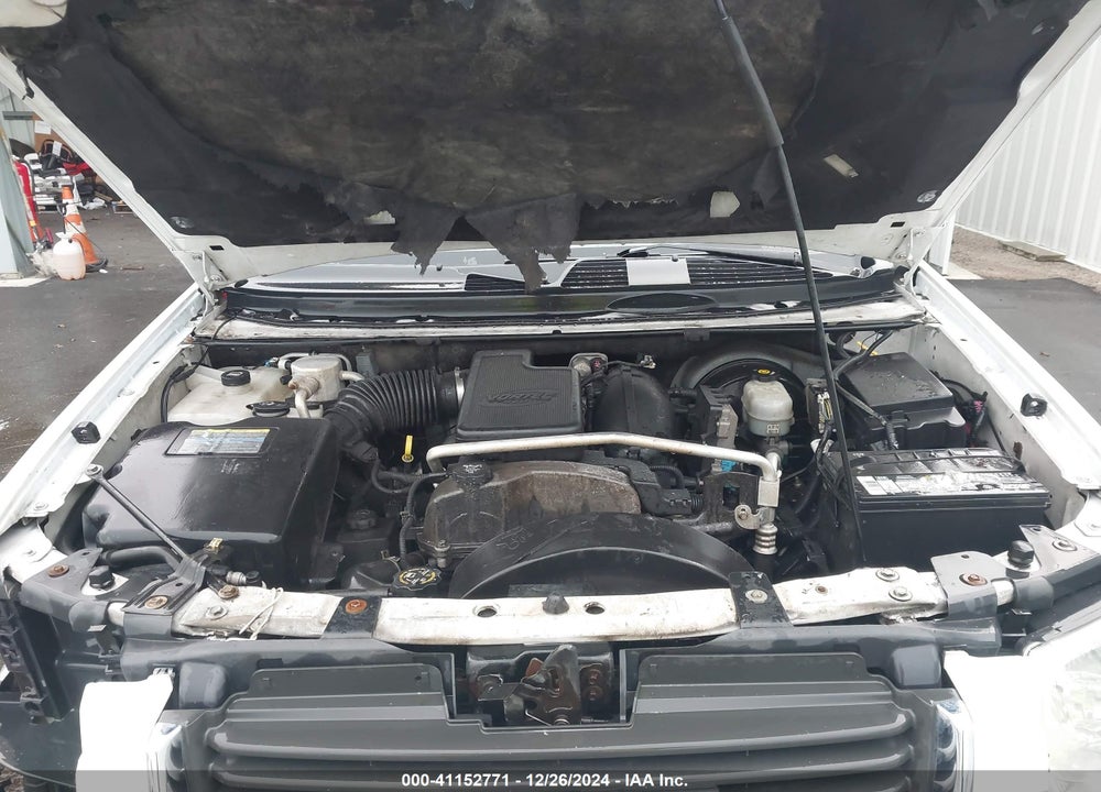 2006 GMC ENVOY XL SLE VIN: 1GKES16SX66107338