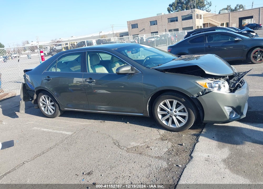 2014 TOYOTA CAMRY XLE VIN: 4T1BF1FK0EU867805