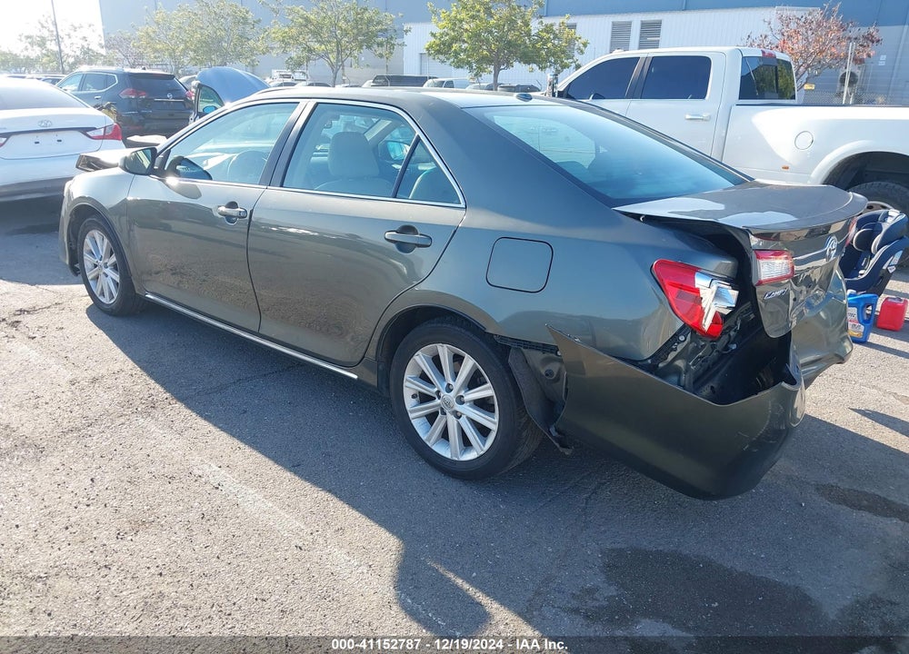 2014 TOYOTA CAMRY XLE VIN: 4T1BF1FK0EU867805