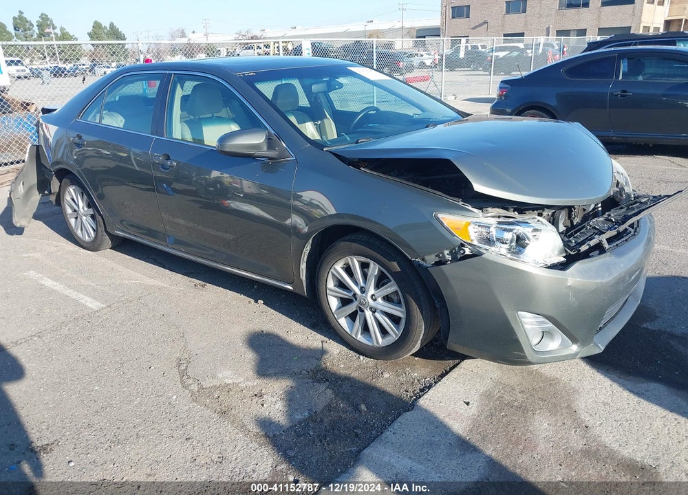 2014 TOYOTA CAMRY XLE VIN: 4T1BF1FK0EU867805