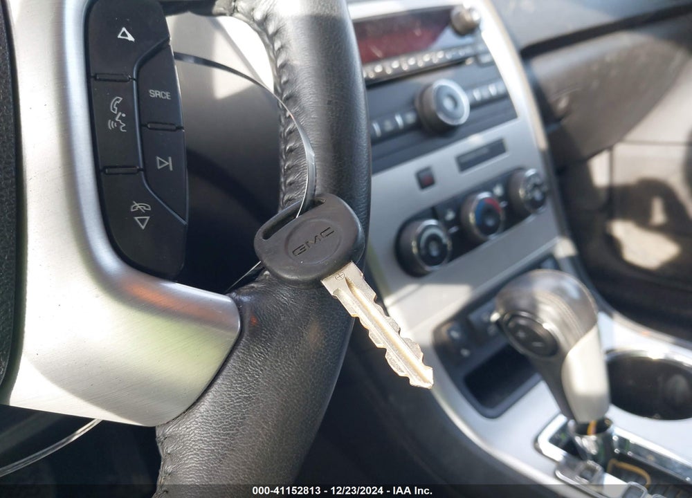 2011 GMC ACADIA SLE VIN: 1GKKVPEDXBJ337629
