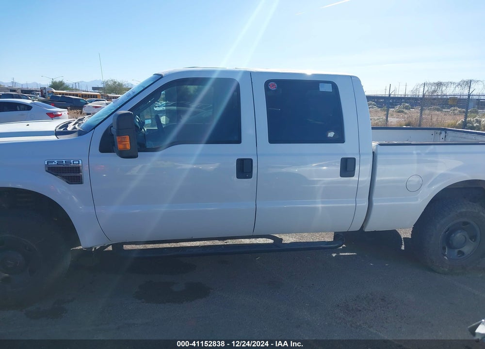 2008 FORD F-250 VIN: 1FTSW21RX8EB44623
