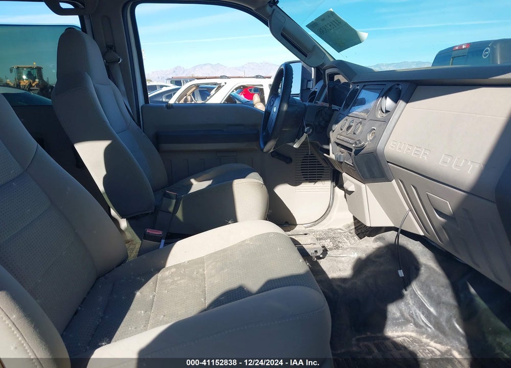 2008 FORD F-250 VIN: 1FTSW21RX8EB44623