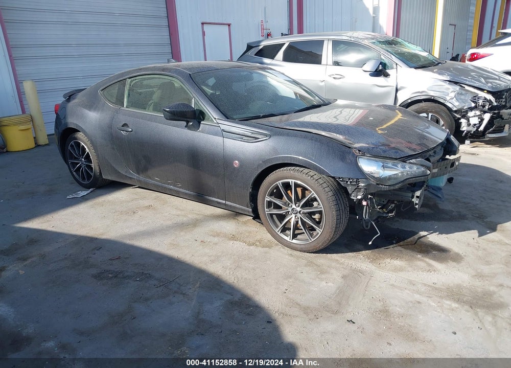 2017 TOYOTA 86 VIN: JF1ZNAA1XH9705455