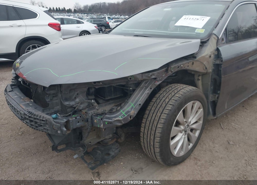 2013 HONDA ACCORD EX-L VIN: 1HGCR2F88DA106712