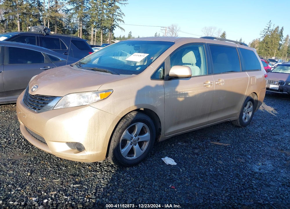 2012 TOYOTA SIENNA VIN: 5TDKK3DC1CS274513