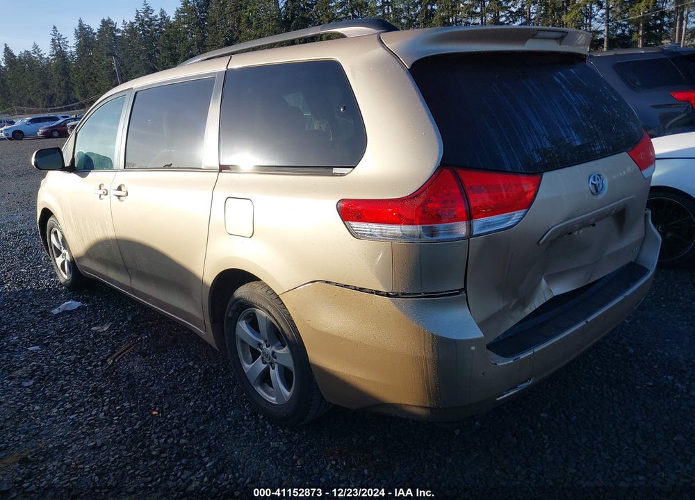 2012 TOYOTA SIENNA VIN: 5TDKK3DC1CS274513