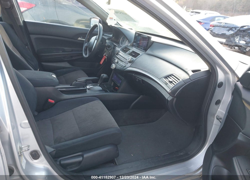 2010 HONDA ACCORD 2.4 LX VIN: 1HGCP2F30AA189672