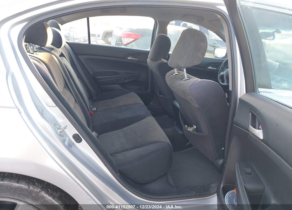 2010 HONDA ACCORD 2.4 LX VIN: 1HGCP2F30AA189672