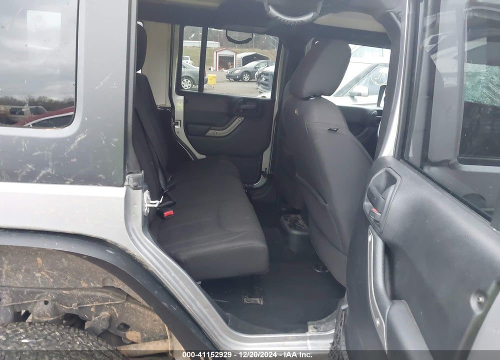 2015 JEEP WRANGLER UNLIMITED SPORT VIN: 1C4HJWDG0FL577094