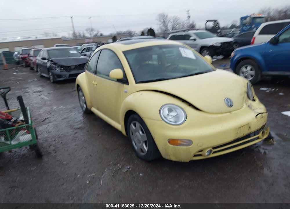 2000 VOLKSWAGEN NEW BEETLE GLX VIN: 3VWDD21C4YM490314