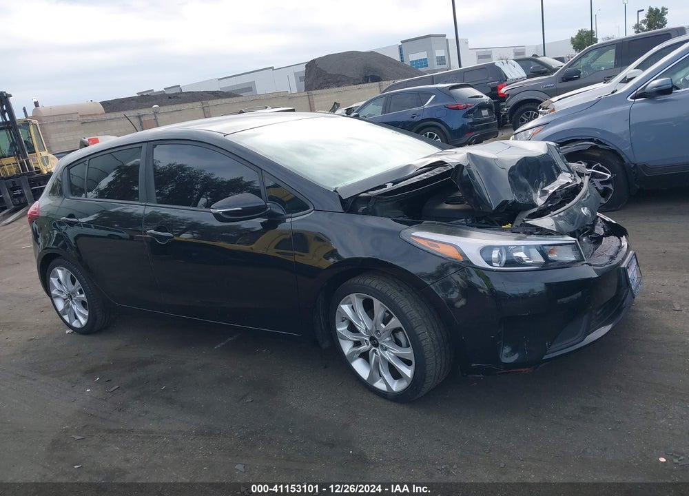 2017 KIA FORTE VIN: KNAFK5A82H5692943