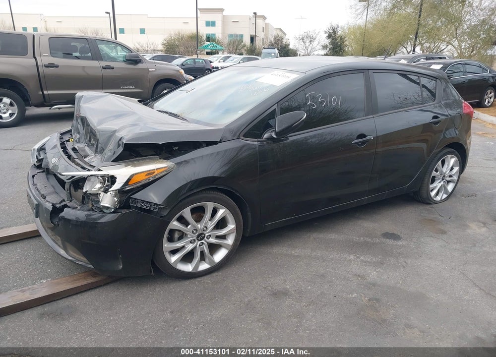 2017 KIA FORTE VIN: KNAFK5A82H5692943