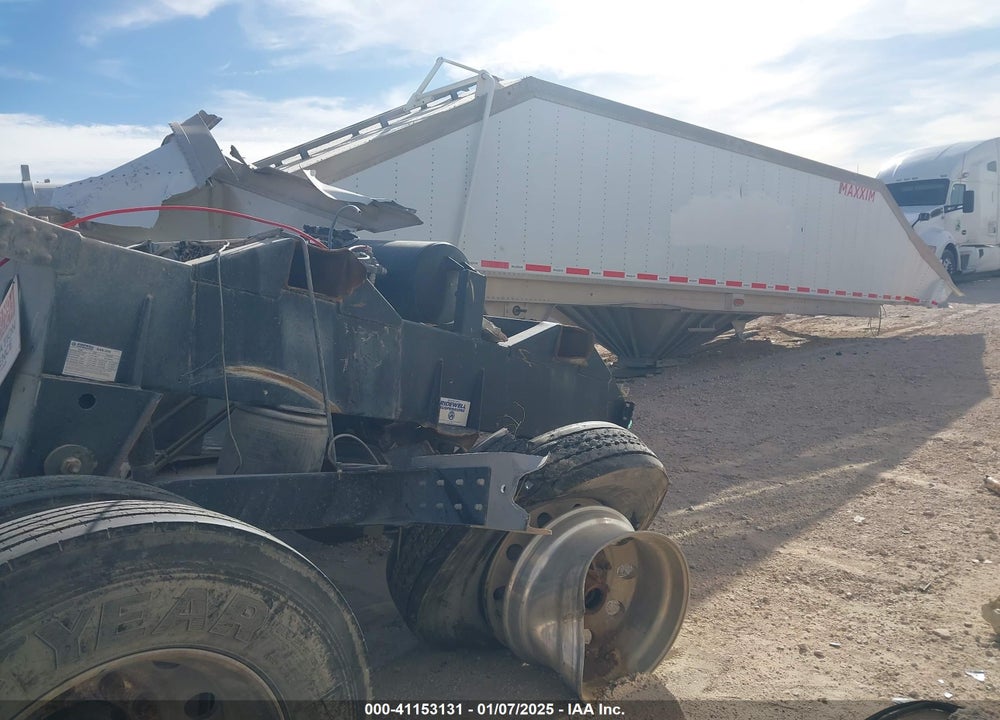 2019 MAXXIM INDUSTRIES S.A. TRAILER VIN: 3M9KS4028KL084678