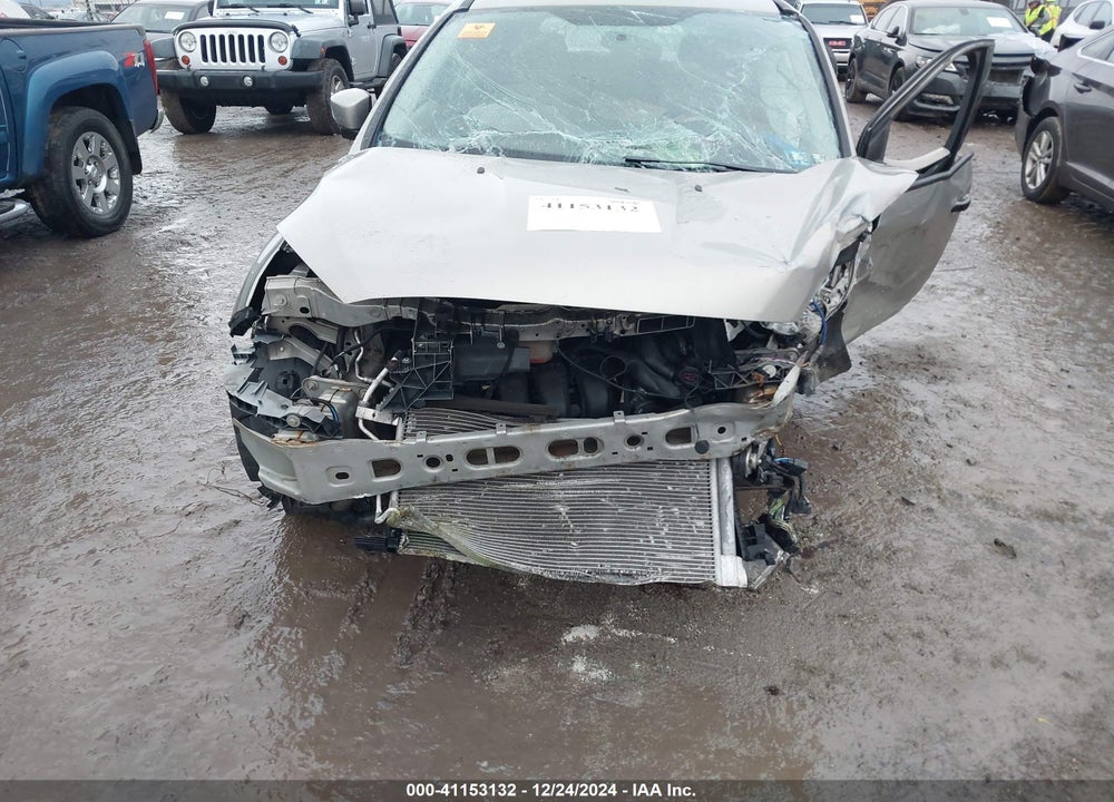 2015 FORD FOCUS VIN: 1FADP3K2XFL252106