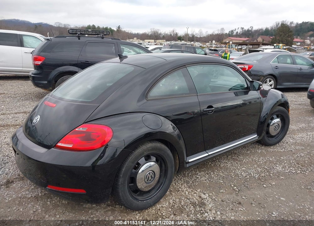 2015 VOLKSWAGEN BEETLE 1.8T VIN: 3VWH17ATXFM633190