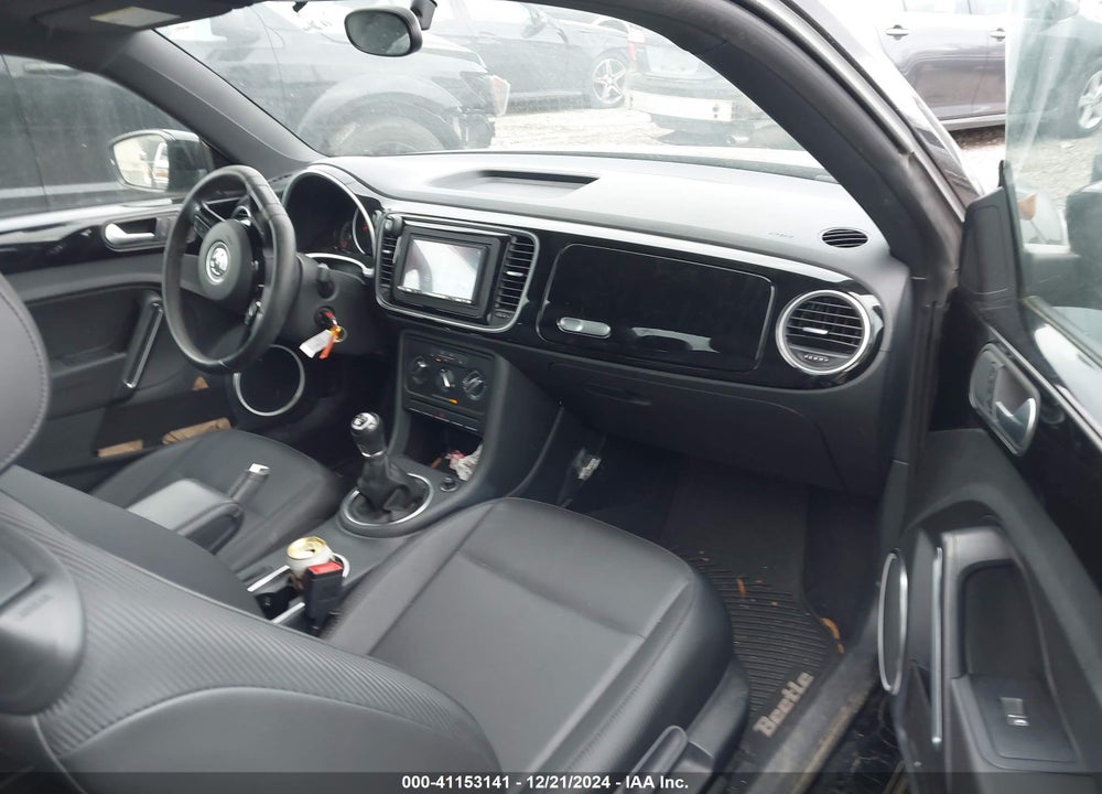 2015 VOLKSWAGEN BEETLE 1.8T VIN: 3VWH17ATXFM633190