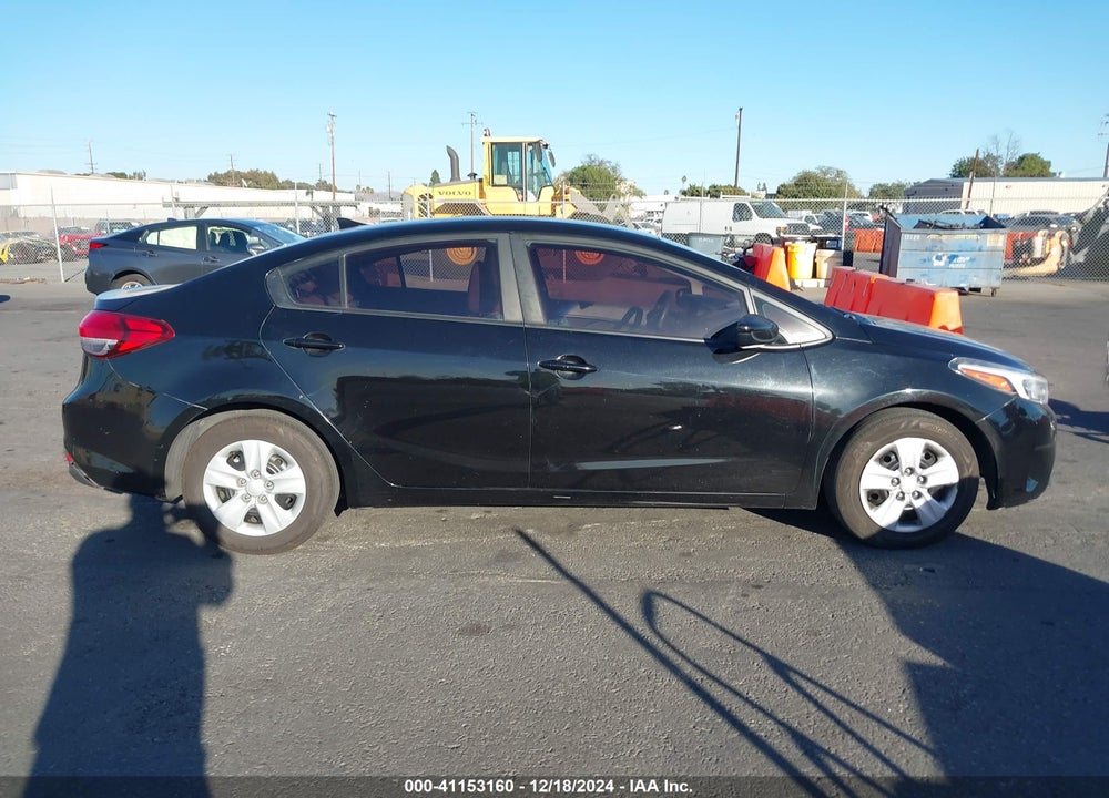 2017 KIA FORTE LX VIN: 3KPFK4A76HE064098