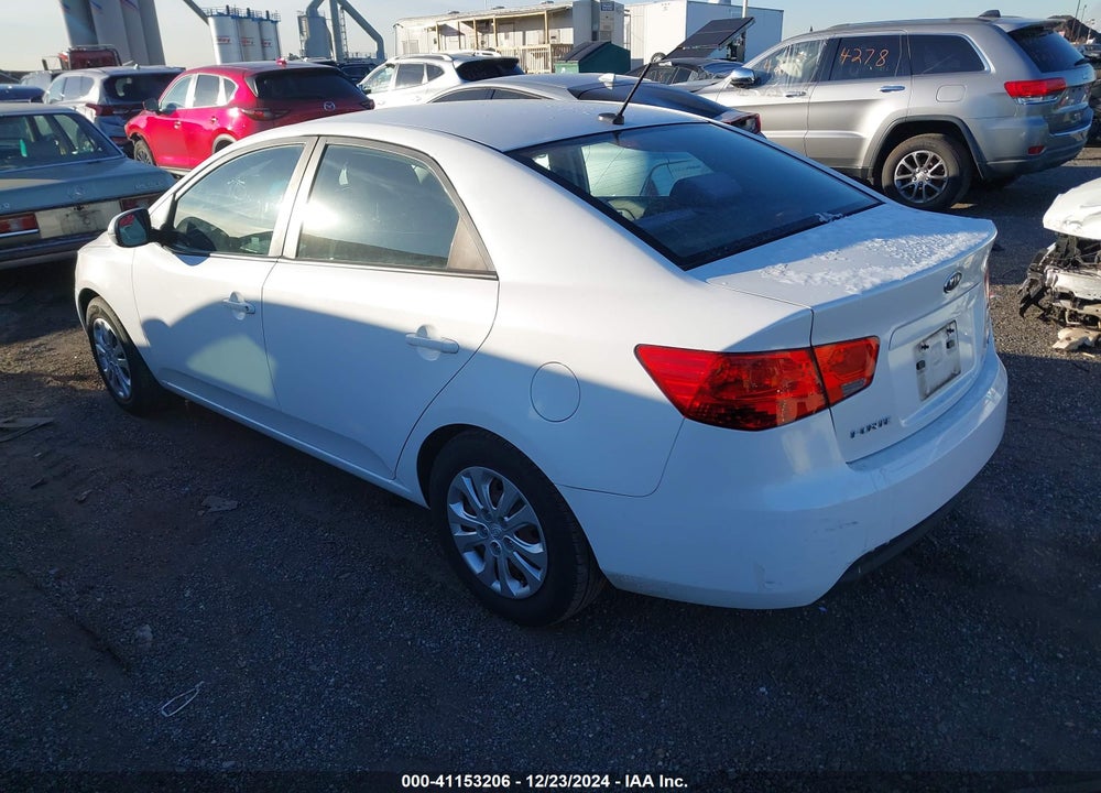 2013 KIA FORTE EX VIN: KNAFU4A24D5715181