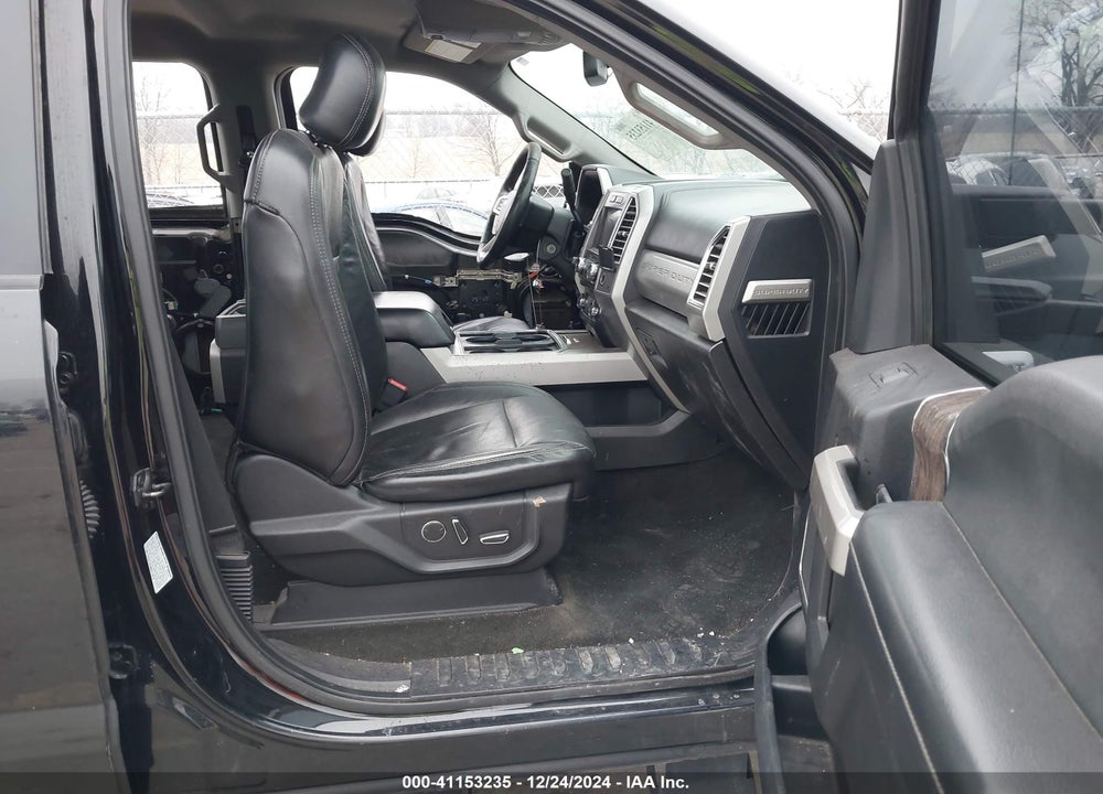 2017 FORD F-450 LARIAT VIN: 1FT8W4DT7HEB73722