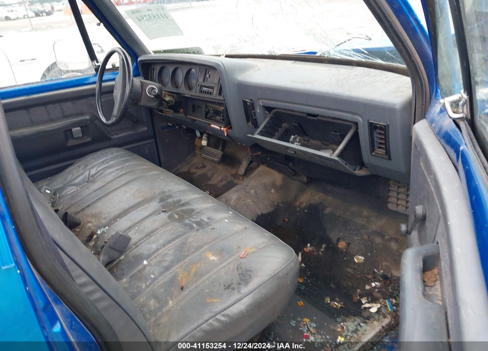 1992 DODGE D-SERIES D150 VIN: 1B7HE16Y5NS602251