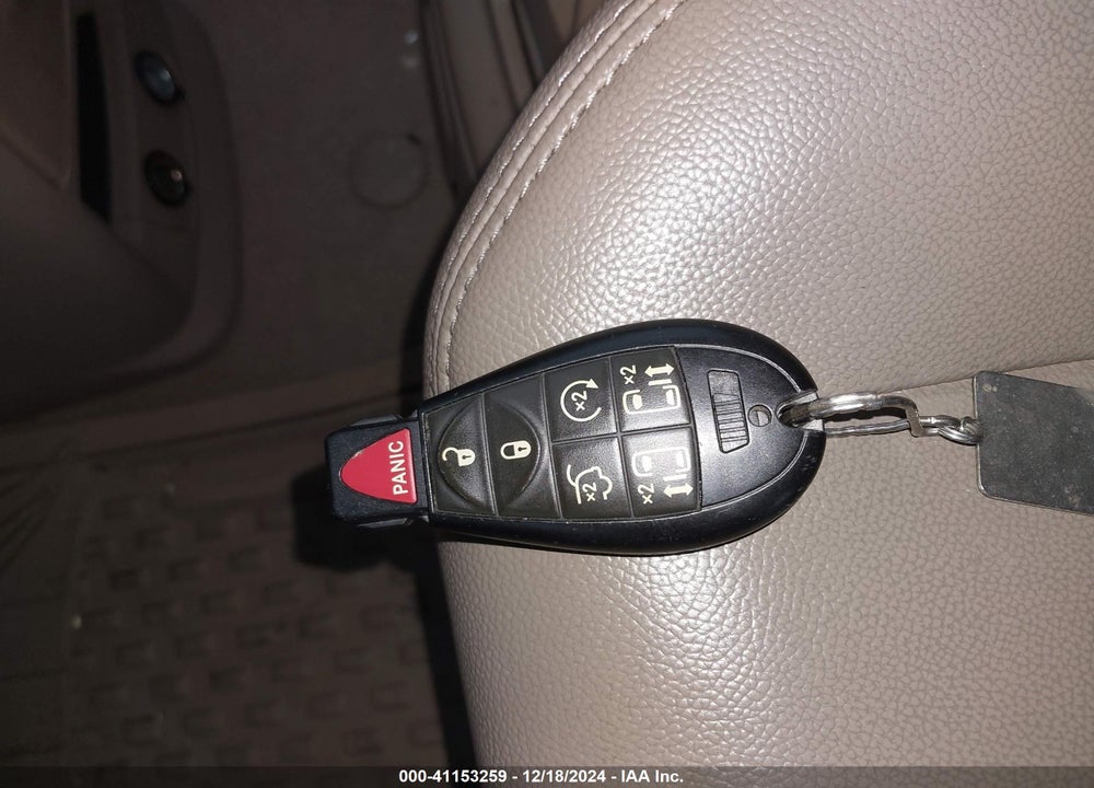 2012 CHRYSLER TOWN & COUNTRY TOURING-L VIN: 2C4RC1CG3CR216643